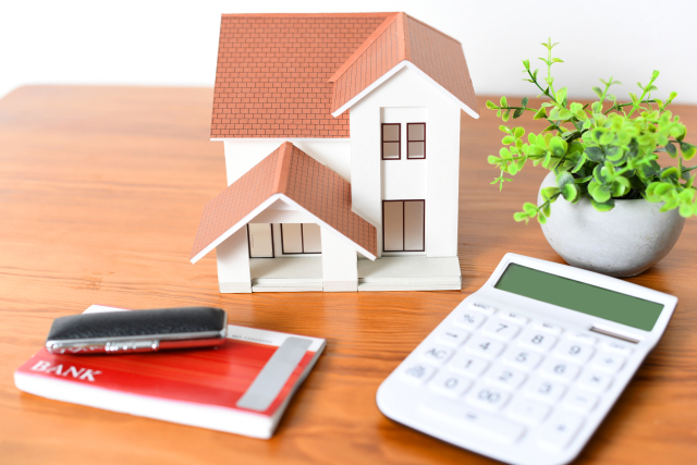 家を担保にお金を借りるデメリットとは？借入時の注意点も解説